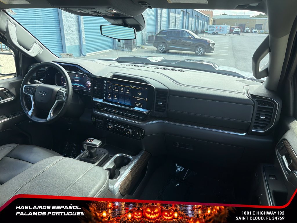 Used 2024 Chevrolet Silverado 1500 LT Trail Boss AWD/4WD image 30