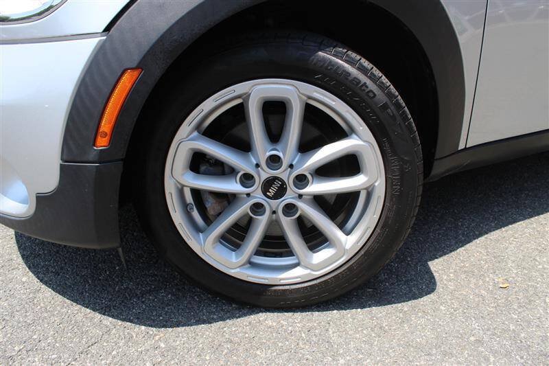 Used 2015 MINI Cooper Countryman FWD image 9
