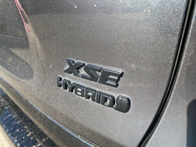 Used 2023 Toyota RAV4 XSE AWD/4WD image 14