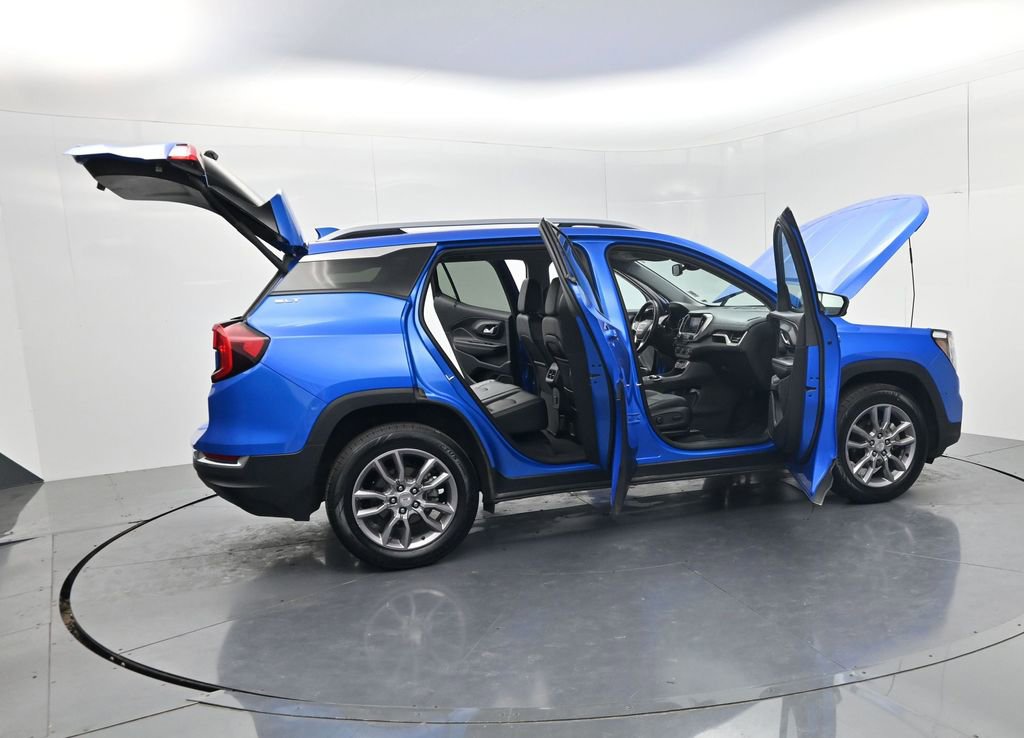 Used 2024 GMC Terrain SLT AWD/4WD image 61
