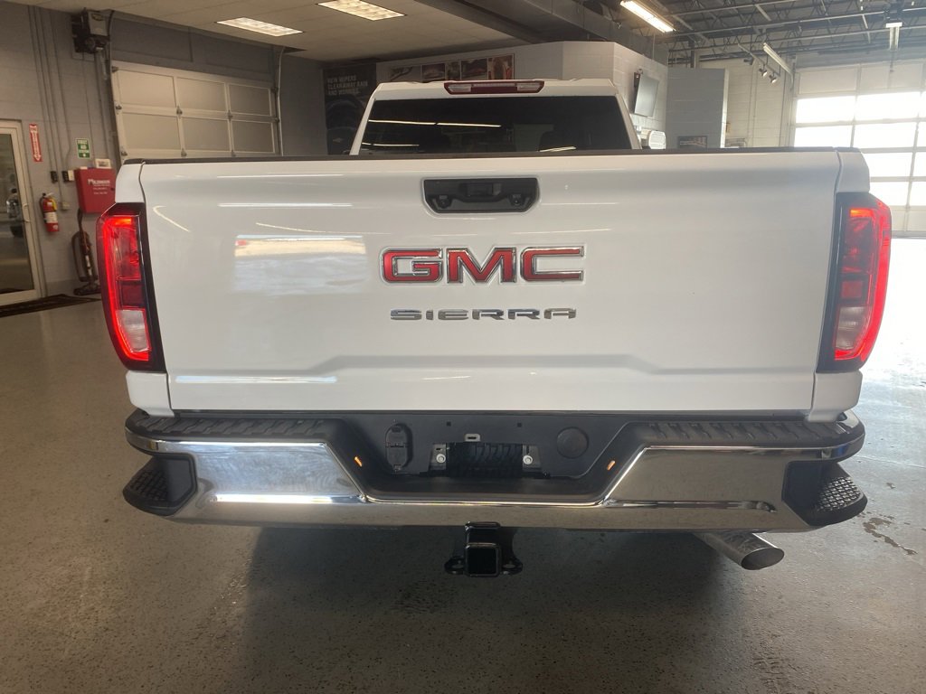 New 2025 GMC Sierra 3500 Pro image 6
