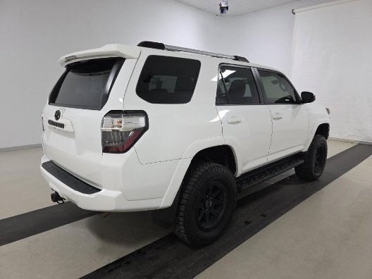 Used 2020 Toyota 4Runner SR5 image 4