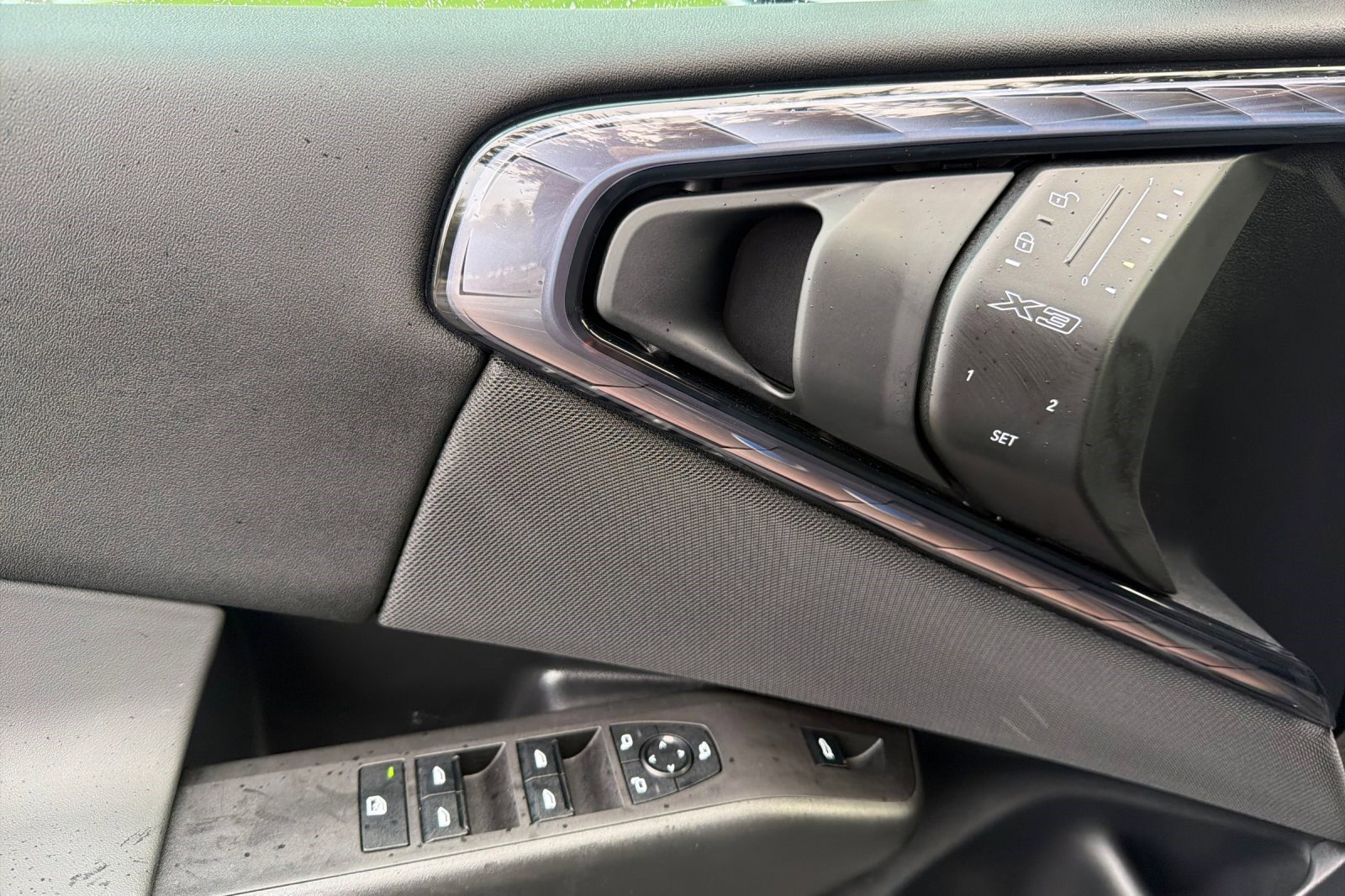 Used 2025 BMW X3 xDrive30i w/ Convenience Package image 12