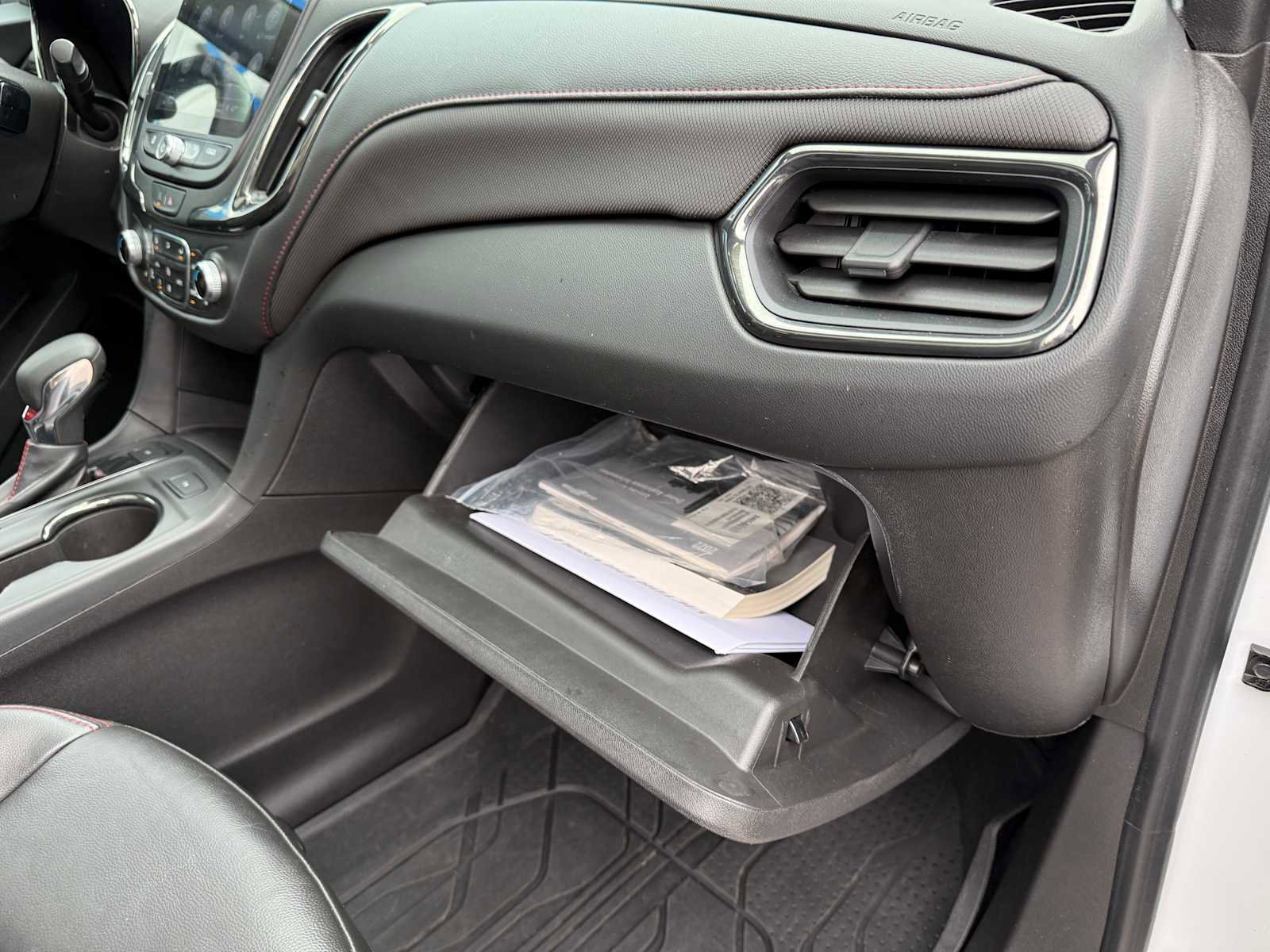 Used 2022 Chevrolet Equinox RS w/ RS Leather Package image 42