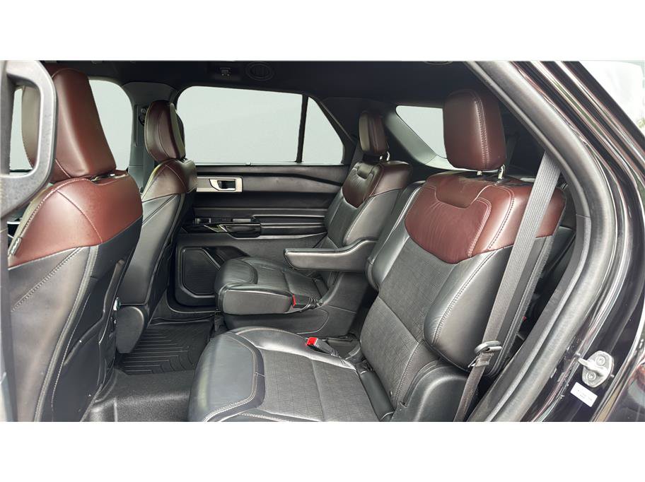 Used 2021 Ford Explorer Platinum AWD/4WD image 14