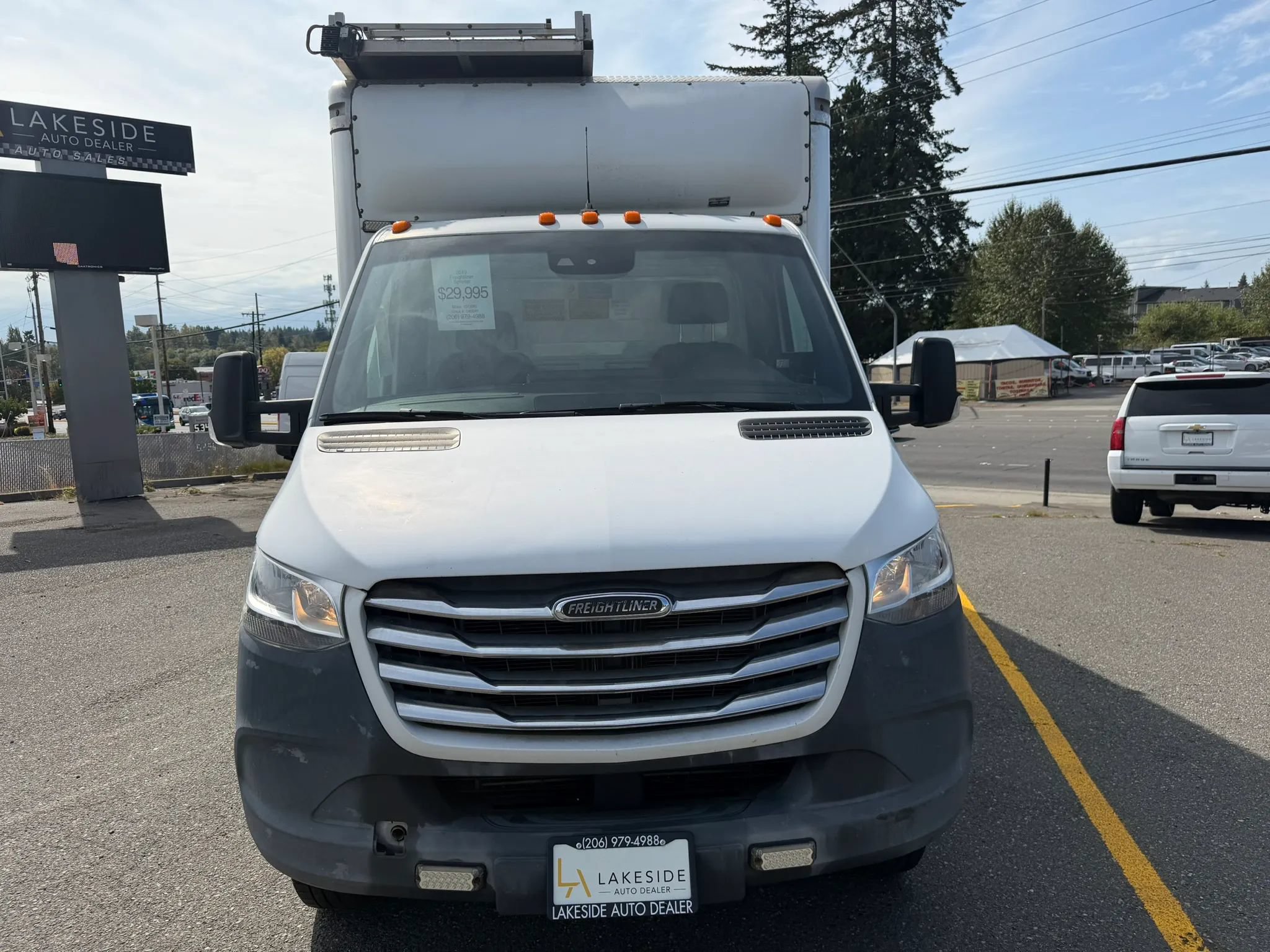 Used 2019 Freightliner Sprinter 3500 w/ Premium Package