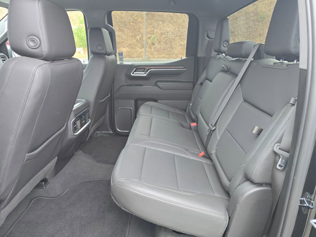 Certified 2023 GMC Sierra 1500 SLT w/ SLT Convenience Package image 10