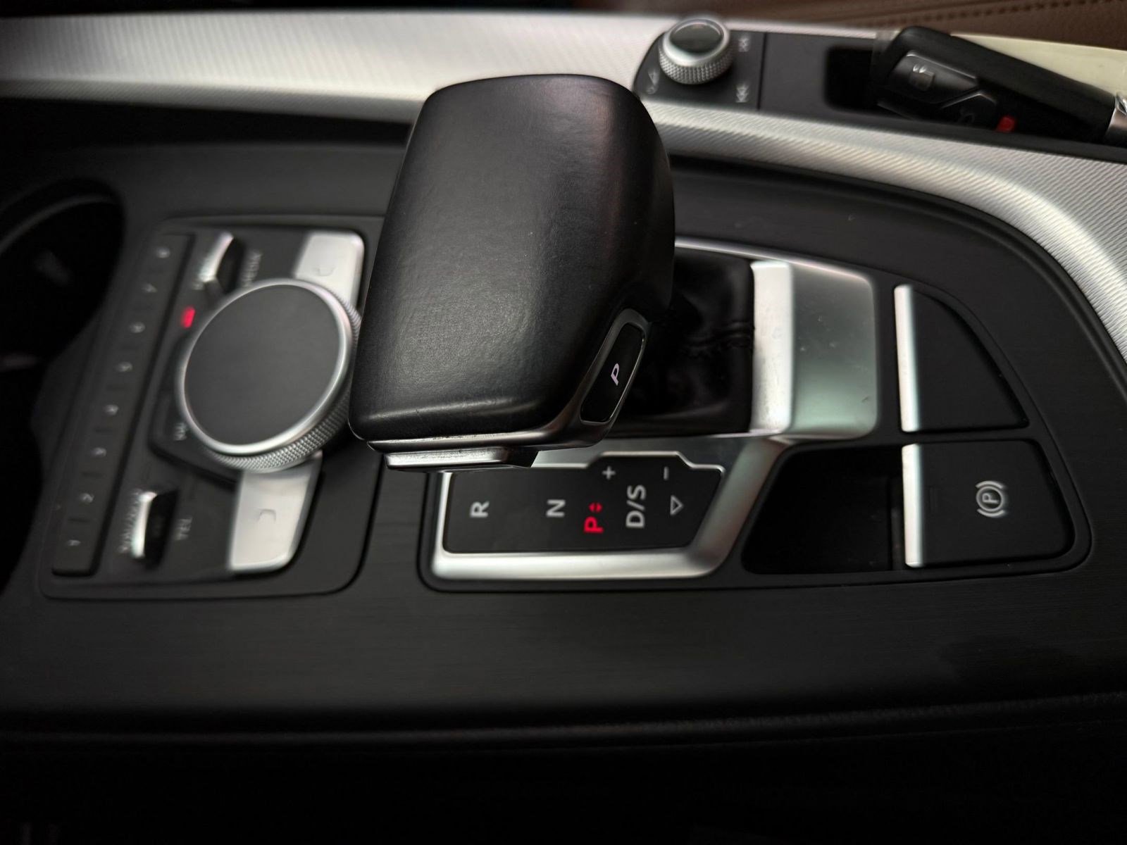 Used 2017 Audi A4 2.0T Premium Plus image 16