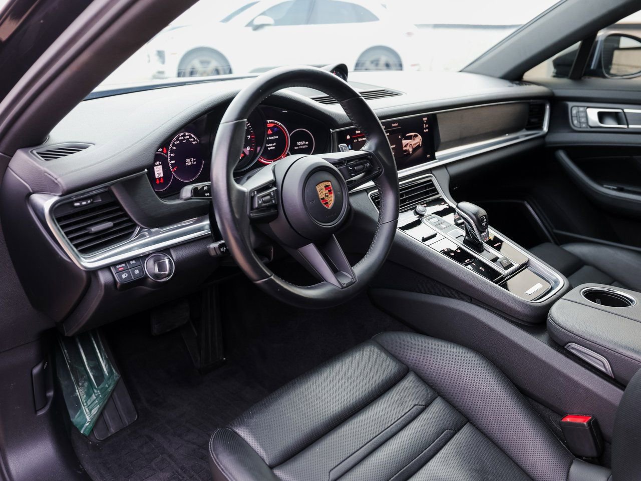 Certified 2023 Porsche Panamera Platinum Edition RWD image 4