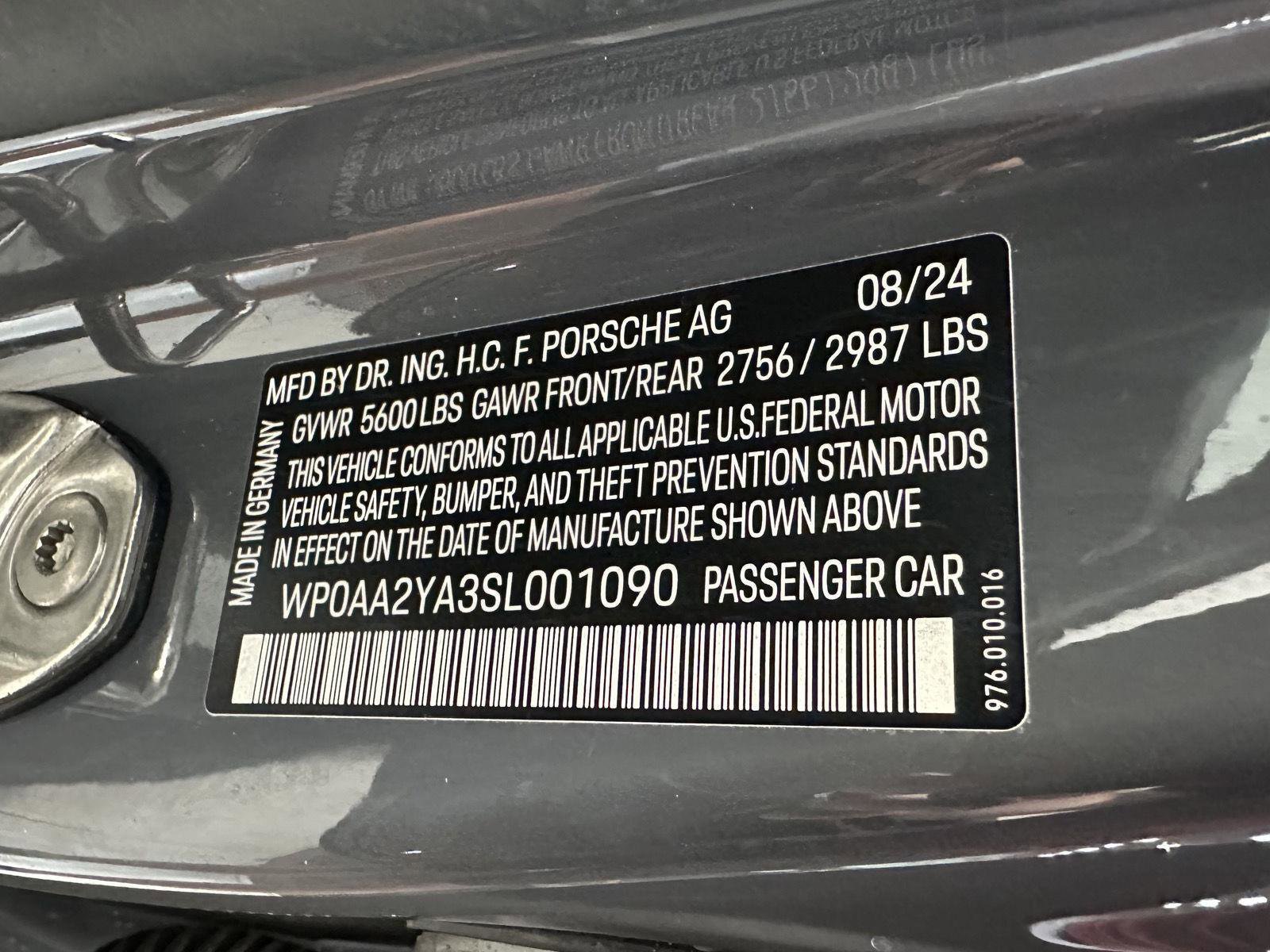 Used 2025 Porsche Panamera 4 image 18