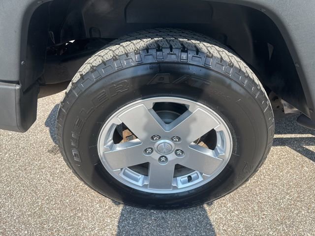 Used 2014 Jeep Wrangler Sport w/ Quick Order Package 24S AWD/4WD image 15