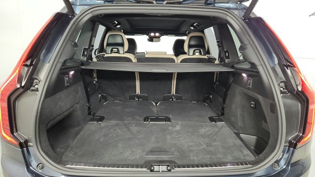 Certified 2026 Volvo XC90 B6 Plus w/ Protection Package AWD/4WD image 44