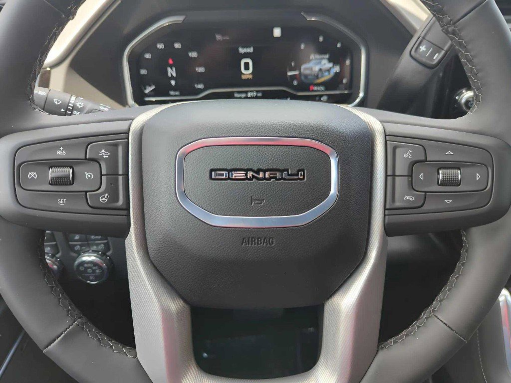 New 2025 GMC Sierra 2500 Denali w/ Denali Reserve Package image 13