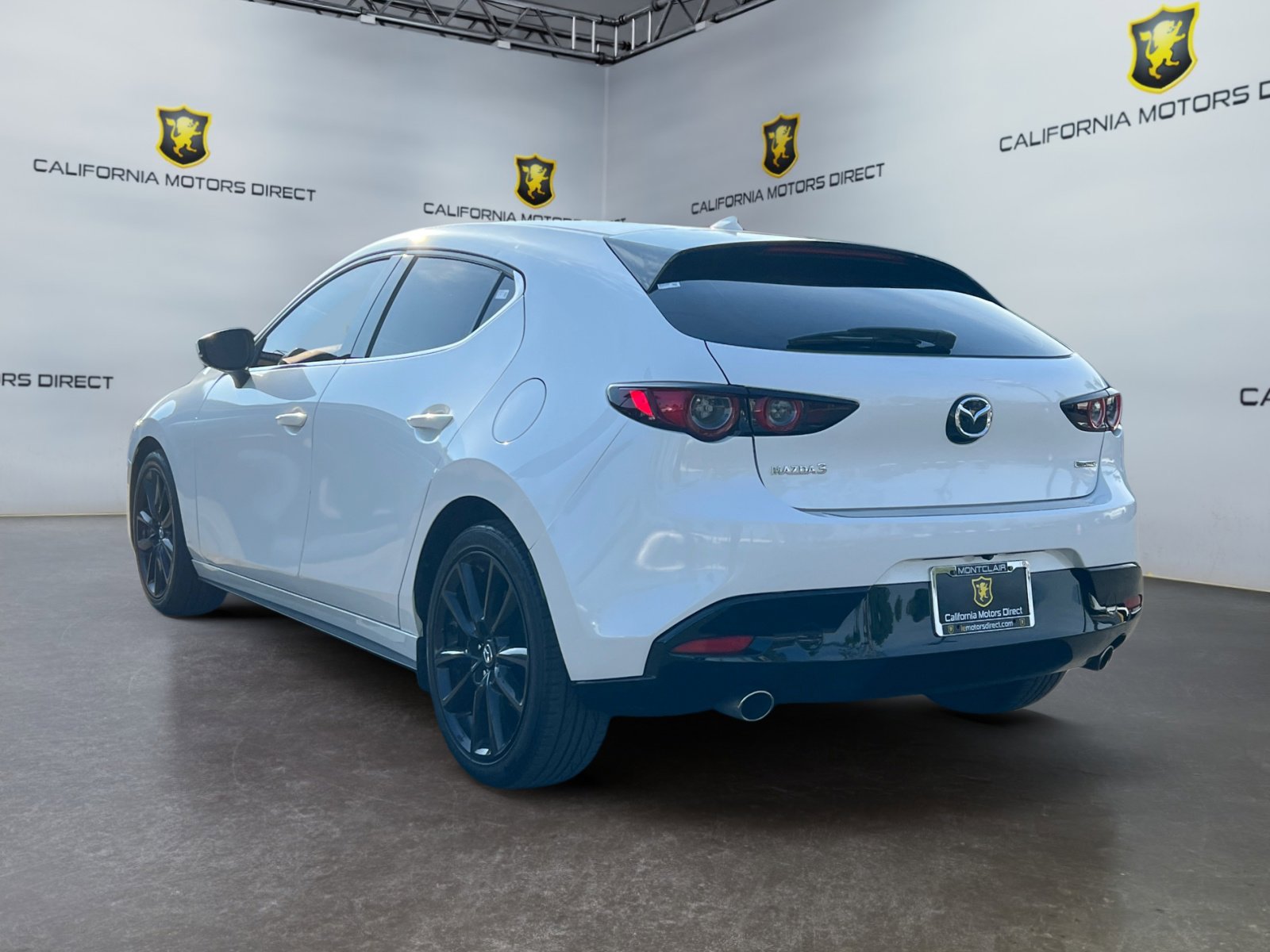 Used 2021 MAZDA MAZDA3 s image 3