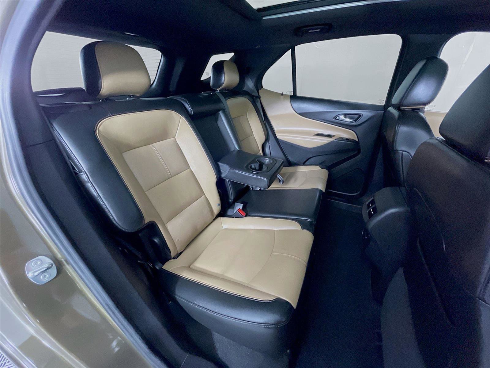 Used 2023 Chevrolet Equinox Premier image 30