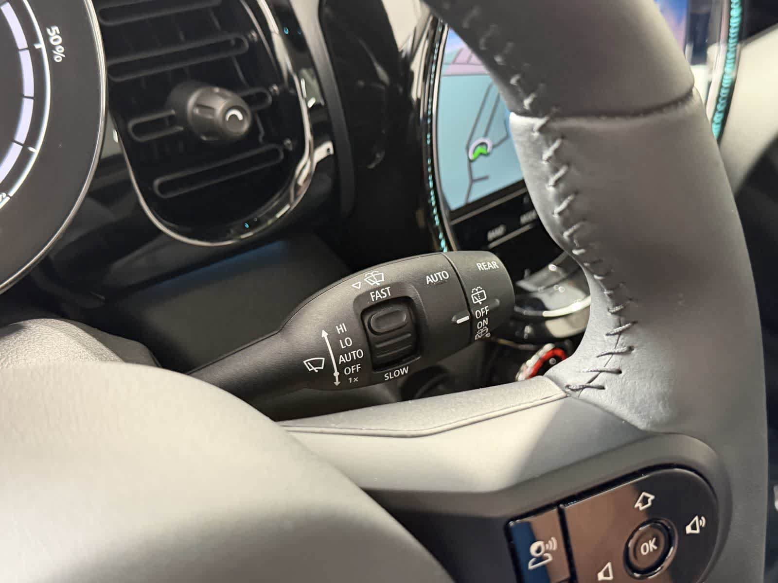 Used 2024 MINI Cooper SE FWD image 17
