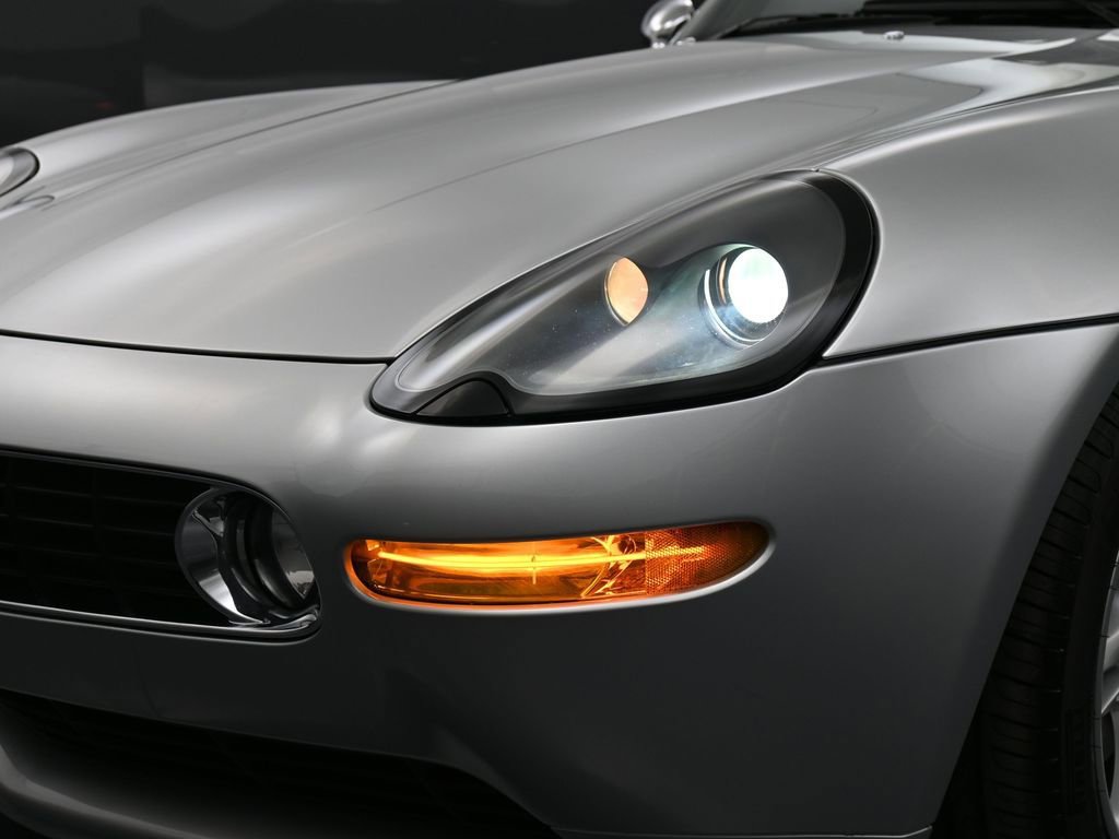 Used 2001 BMW Z8 RWD image 38