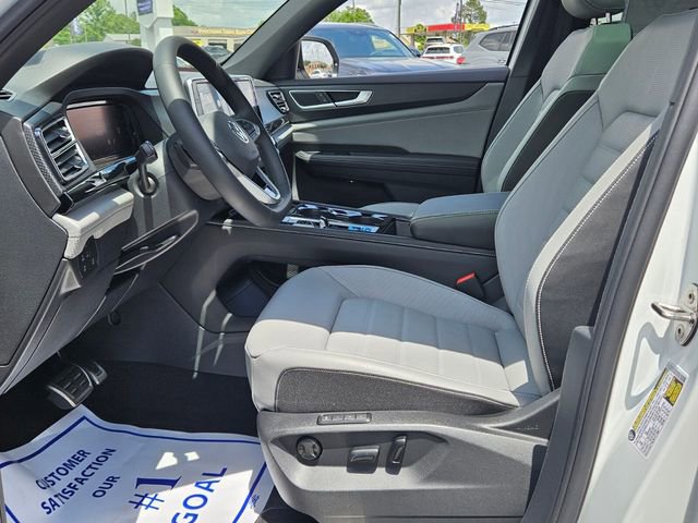 New 2025 Volkswagen Atlas Cross Sport SEL R-Line image 5