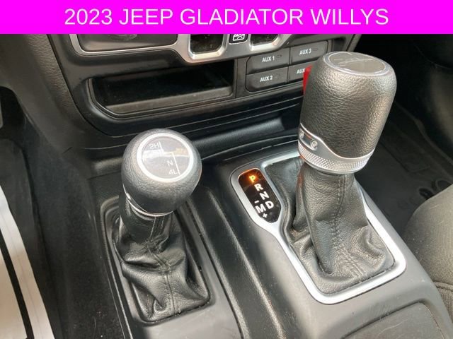 Used 2023 Jeep Gladiator Willys image 32