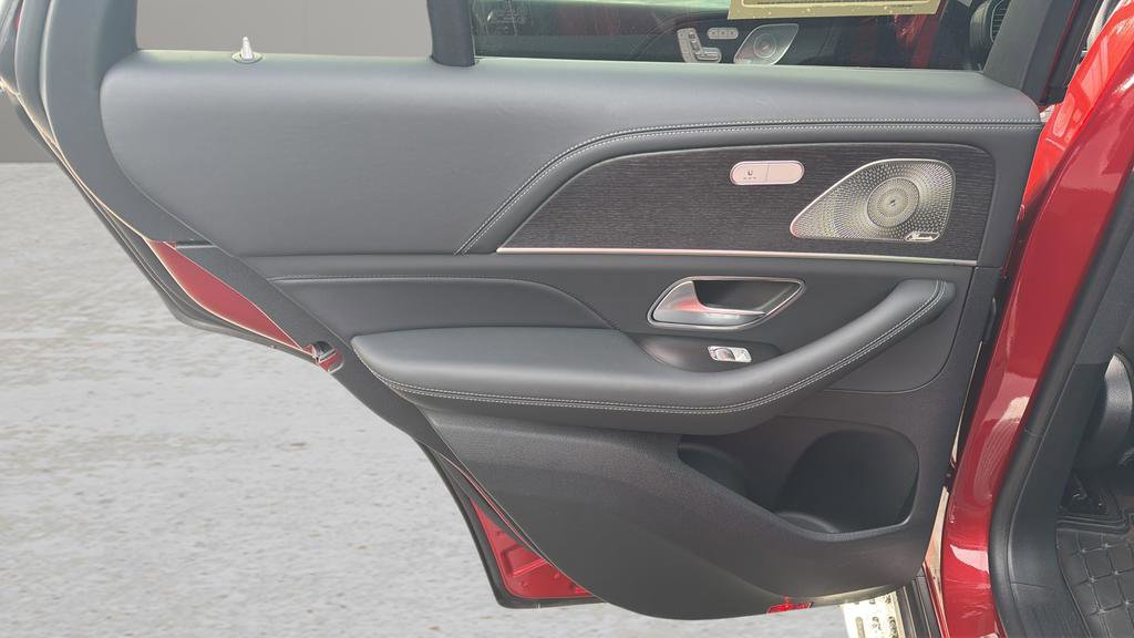 Used 2025 Mercedes-Benz GLE 53 AMG GLE 53 AMG image 19