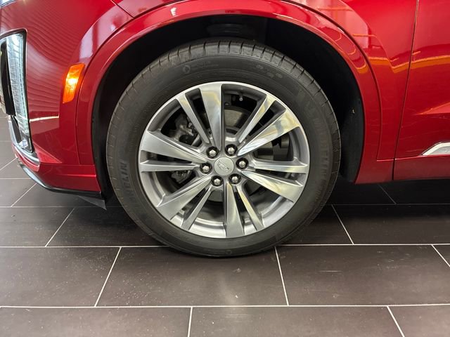 Used 2025 Cadillac XT6 Premium Luxury FWD image 28