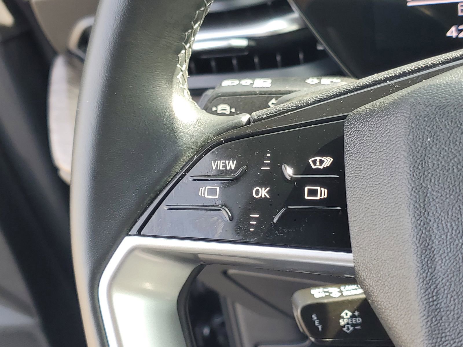 Used 2025 Audi Q5 Premium Plus w/ Premium Plus image 24