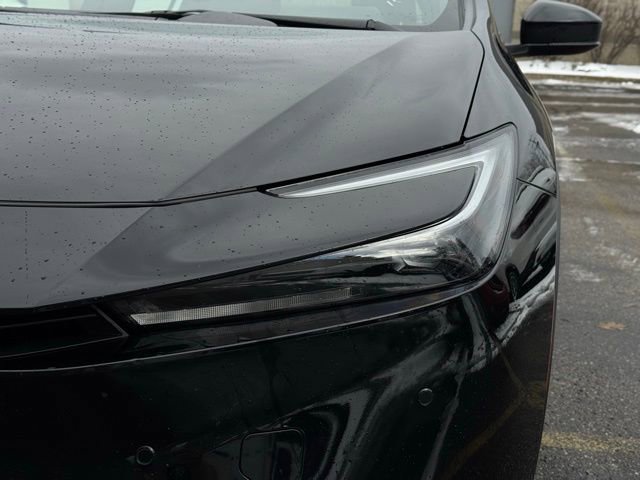 Used 2025 Toyota Prius Limited image 7