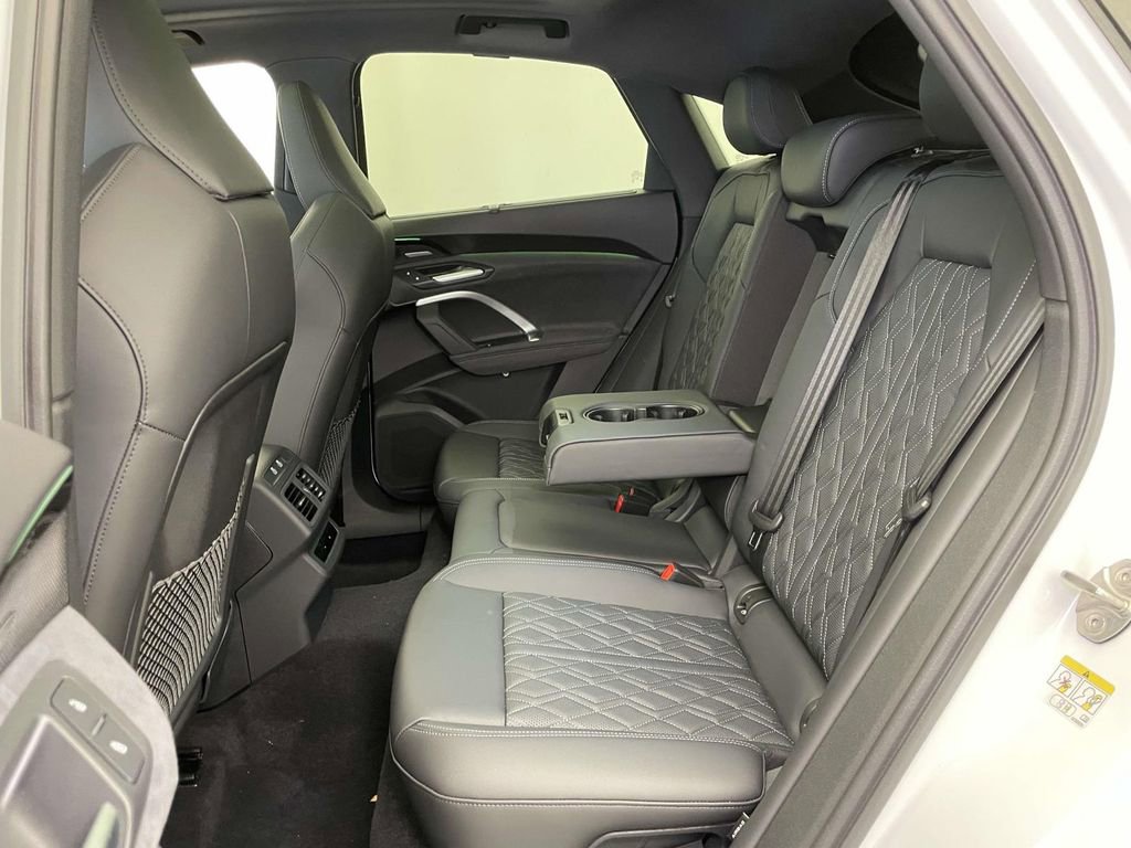 New 2025 Audi SQ5 Premium Plus image 19