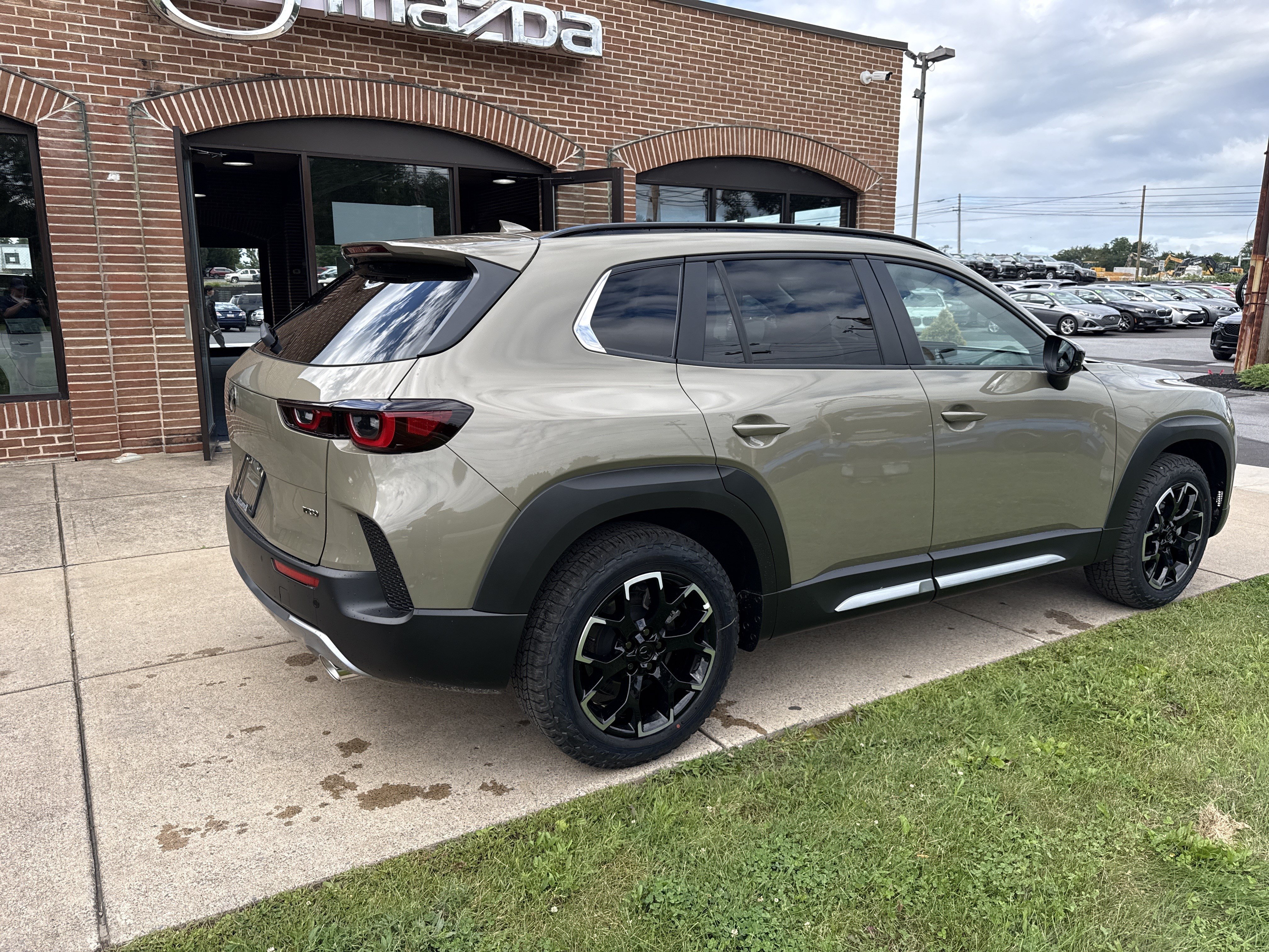 New 2026 MAZDA CX-50 Meridian Edition w/ Weather Package AWD/4WD image 3