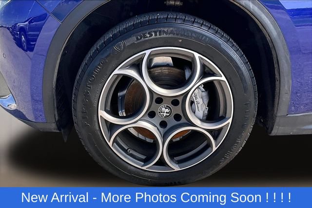 Used 2021 Alfa Romeo Stelvio Sprint w/ Nero Edizione AWD/4WD image 6