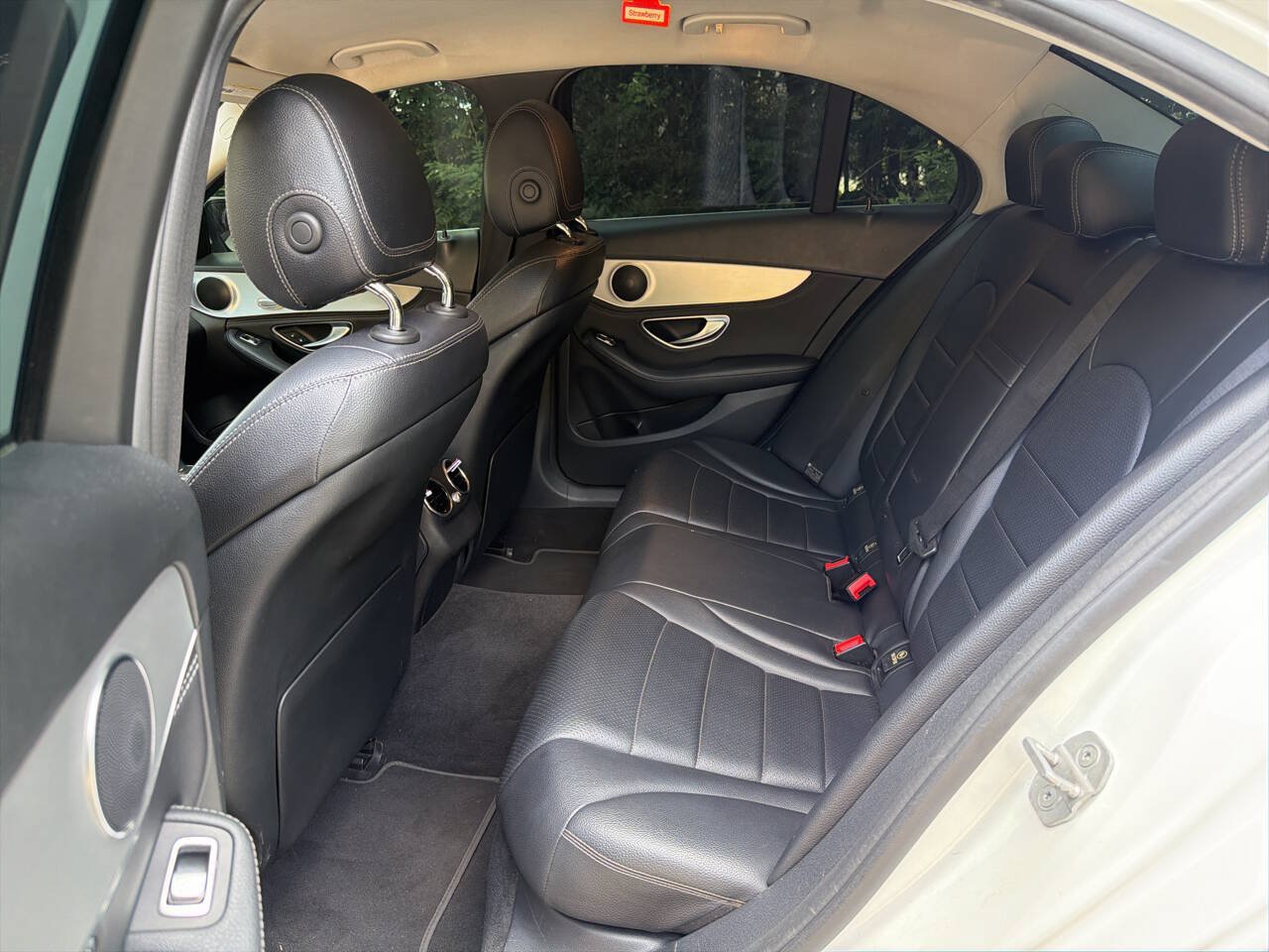 Used 2015 Mercedes-Benz C 300 Sedan image 18
