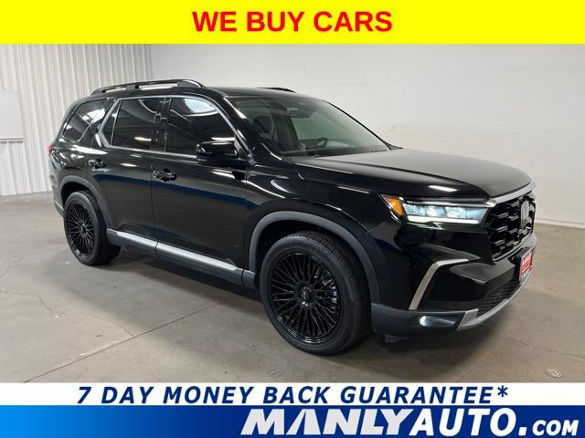 Used 2024 Honda Pilot Touring image 1