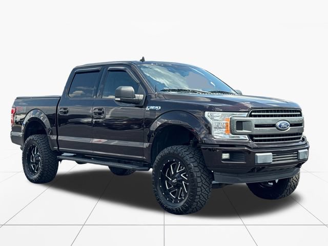 Used 2018 Ford F150 XLT w/ Equipment Group 302A Luxury AWD/4WD image 8