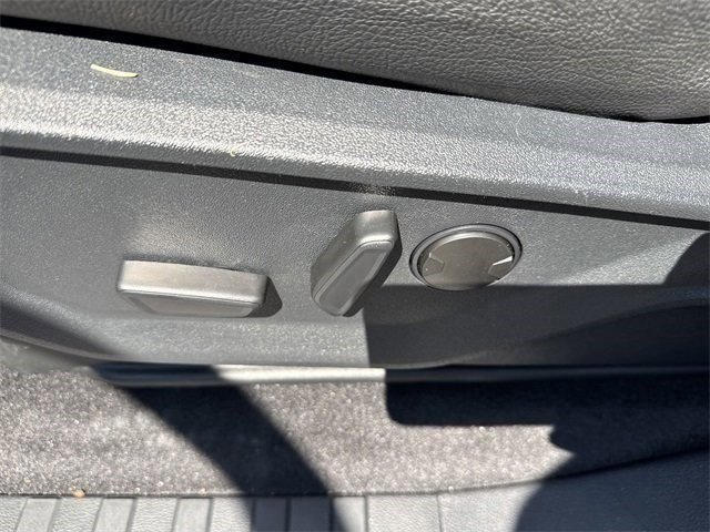 New 2025 Ford F150 XLT w/ Equipment Group 302A MID image 15