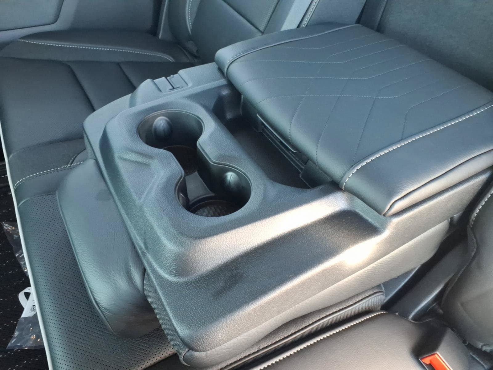 New 2026 RAM 1500 Limited AWD/4WD image 8