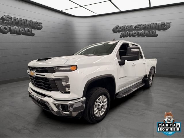 Used 2025 Chevrolet Silverado 2500 LT w/ Safety Package AWD/4WD image 1