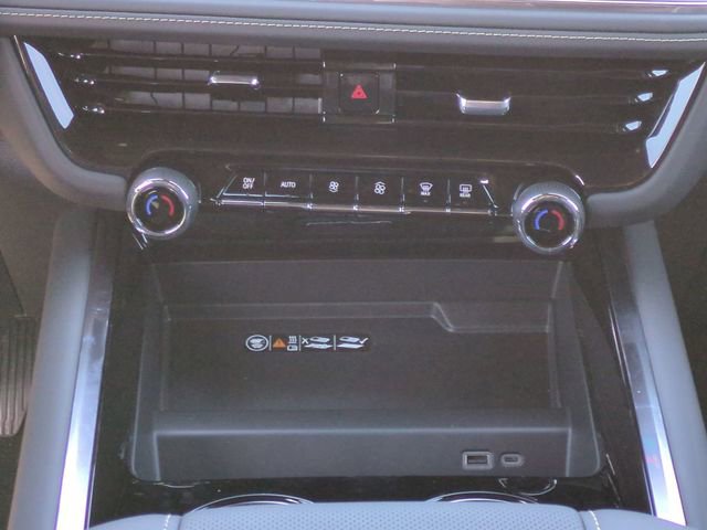 New 2026 Chevrolet Suburban Premier w/ Sun And Tow Package image 18