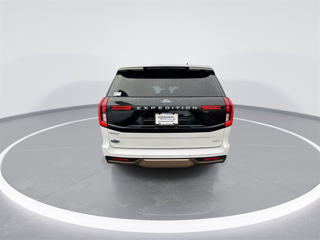 Used 2025 Ford Expedition Max King Ranch image 7