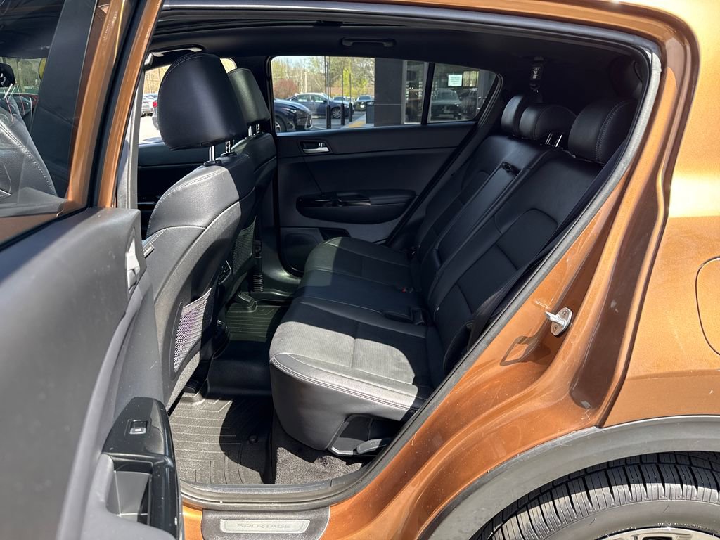 Used 2021 Kia Sportage S w/ S AWD Premium Package image 27