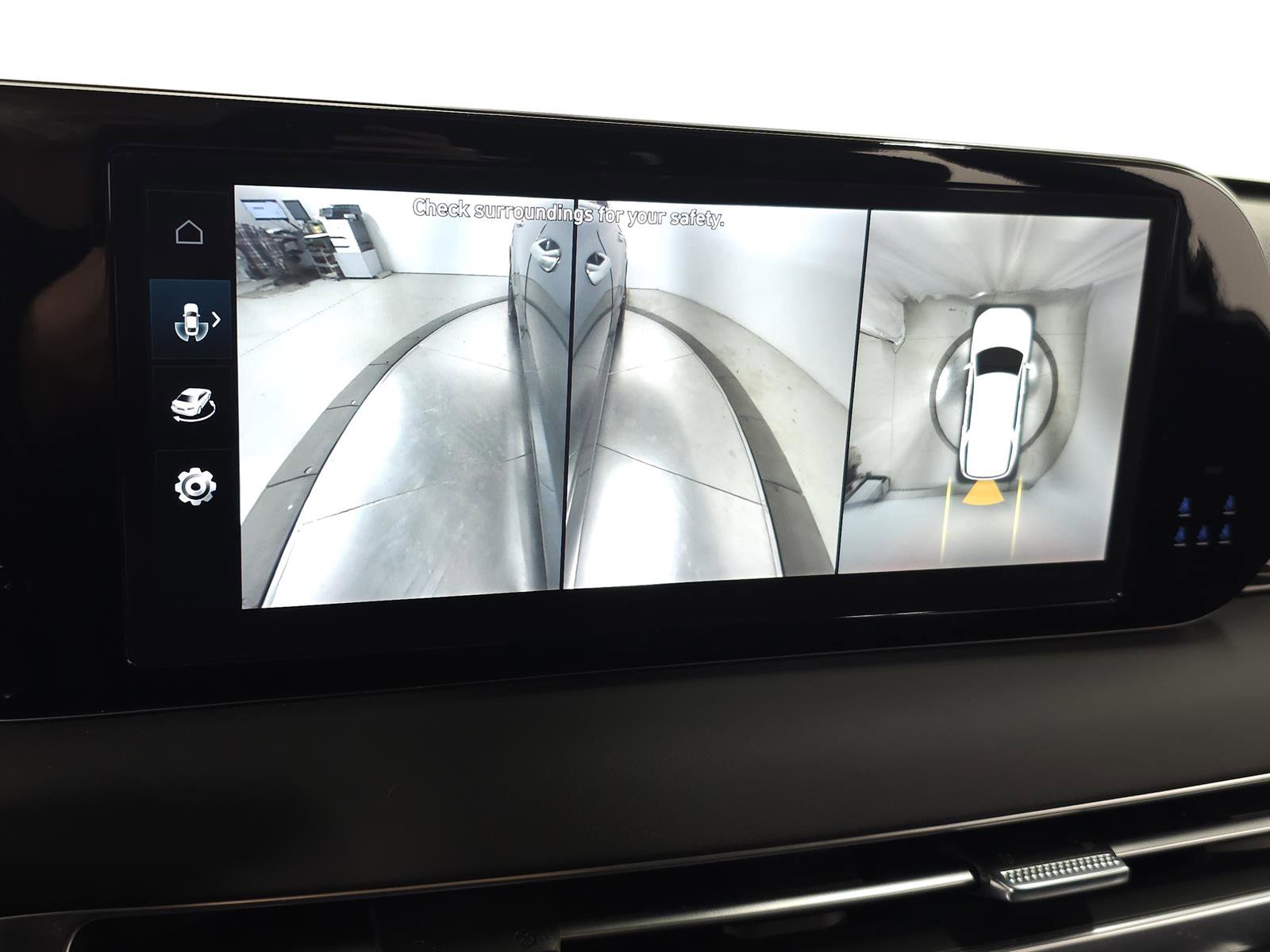 Used 2023 Hyundai Palisade Calligraphy image 36