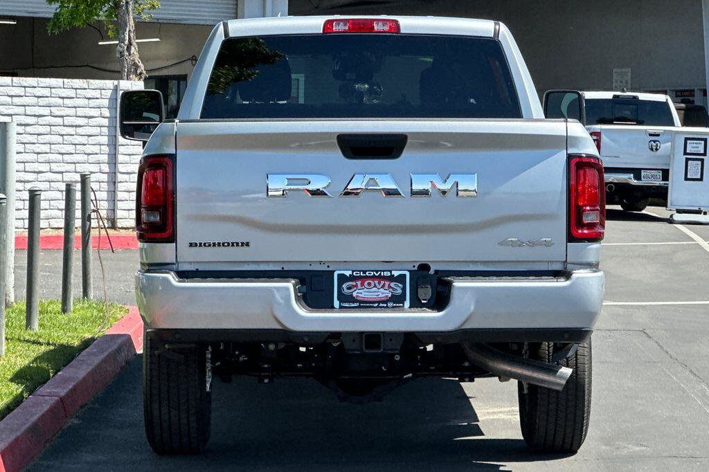 New 2026 RAM 2500 Big Horn AWD/4WD image 5