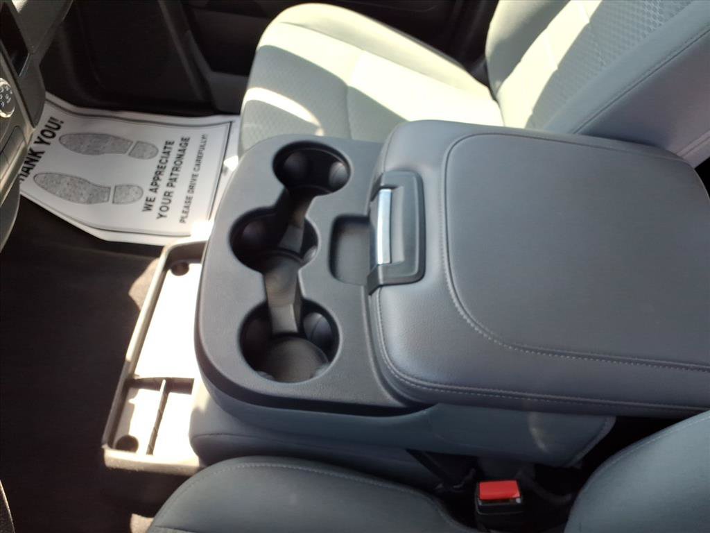 Used 2018 RAM 1500 ST AWD/4WD image 14