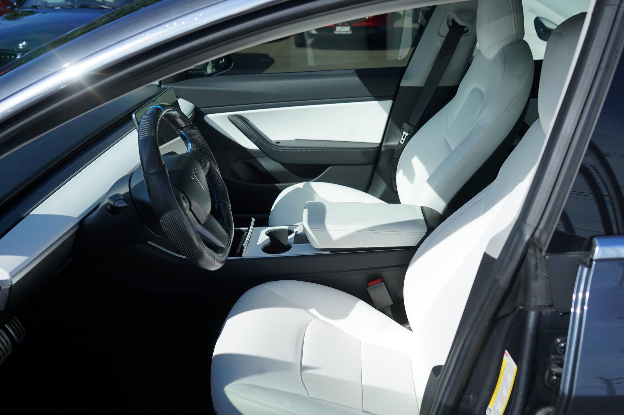 Used 2018 Tesla Model 3 Long Range AWD/4WD image 9