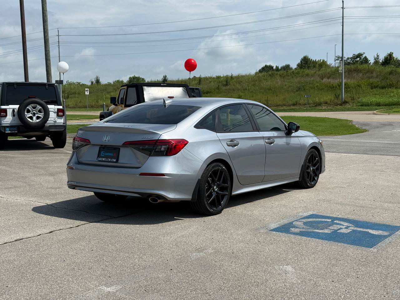 Used 2023 Honda Civic Sport image 5