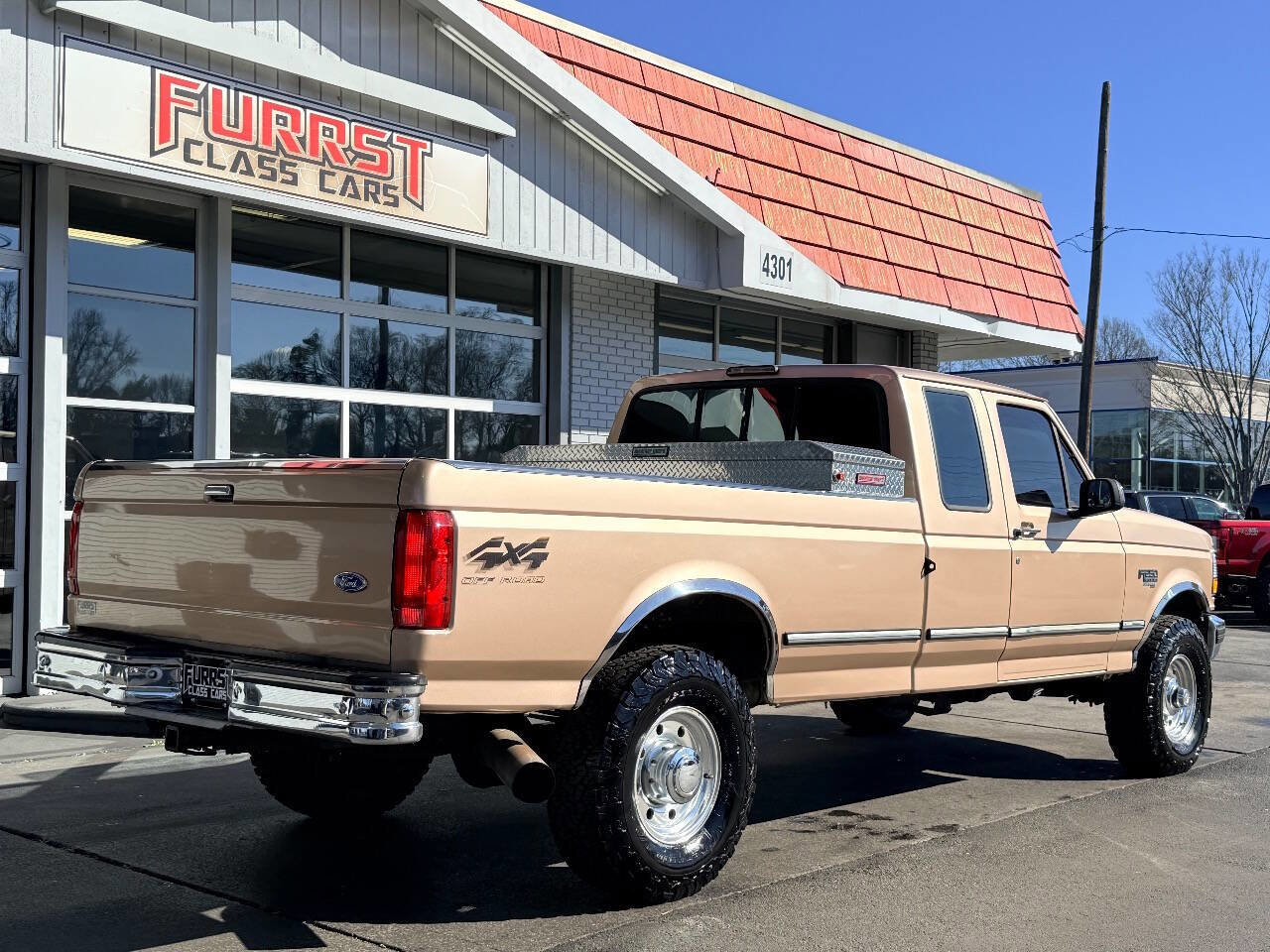 Used 1997 Ford F250 XLT image 3
