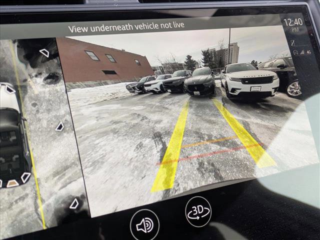 Used 2024 Land Rover Discovery Dynamic SE image 14