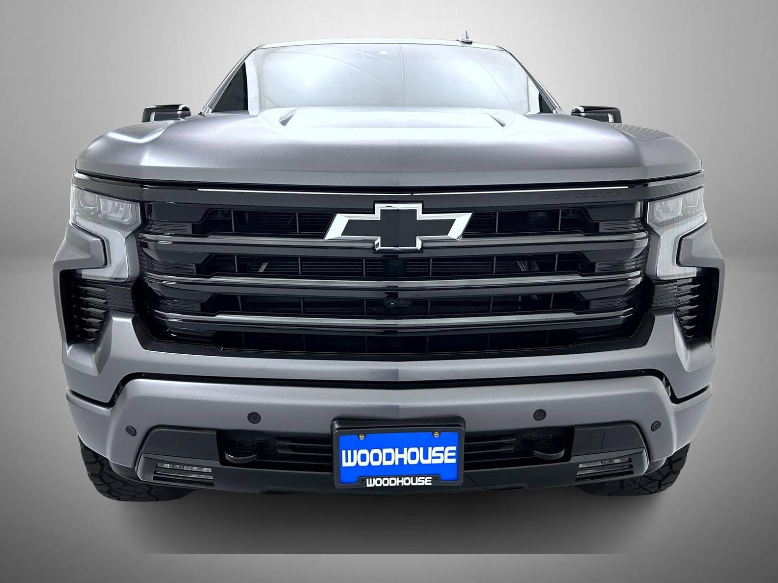 Used 2026 Chevrolet Silverado 1500 High Country w/ Midnight Edition AWD/4WD image 2