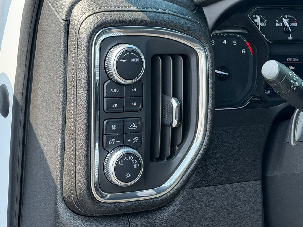 Certified 2020 GMC Sierra 1500 Elevation w/ Elevation Value Package AWD/4WD image 32