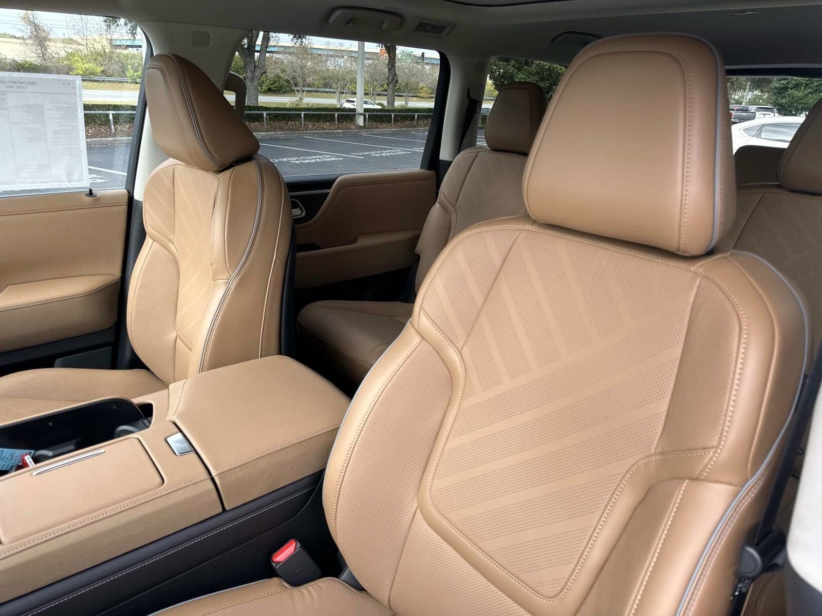 New 2026 INFINITI QX80 Luxe w/ Cargo Package image 11