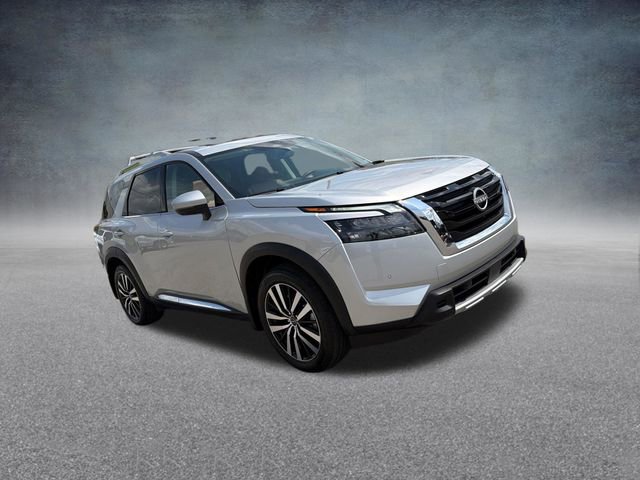 Used 2025 Nissan Pathfinder Platinum w/ Cargo Package image 45